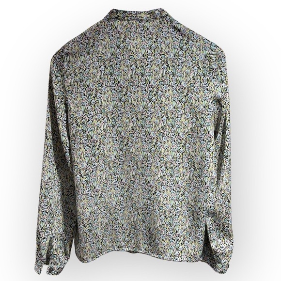 LIZ CLAIBORNE PETITE SMALL FLORAL V NOTCHED NECKLINE LONG SLEEVE BLOUSE - Picture 3 of 5